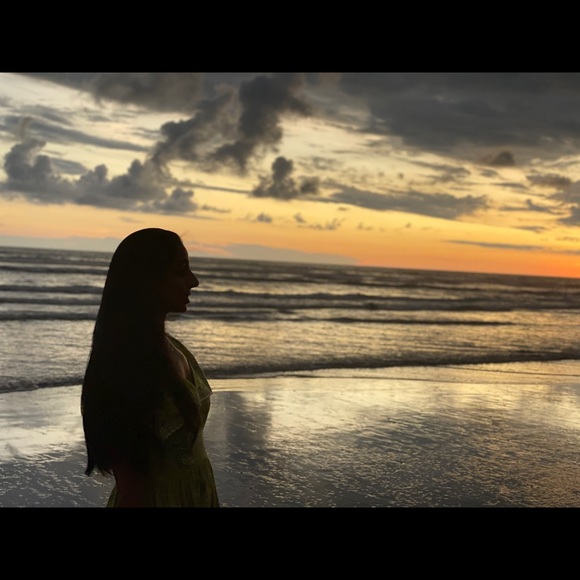 Meet your Posher, Divya - Picture 1 of 1